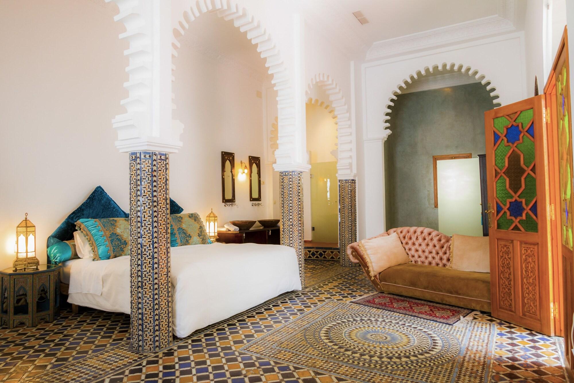 ホテル ブランコ リヤド Tétouan エクステリア 写真