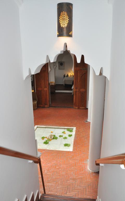 ホテル ブランコ リヤド Tétouan エクステリア 写真